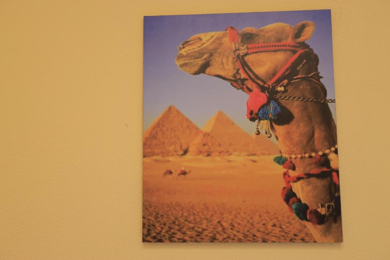 Magic Golden Pyramids View Hotel Kafrat al Jabal Exterior photo