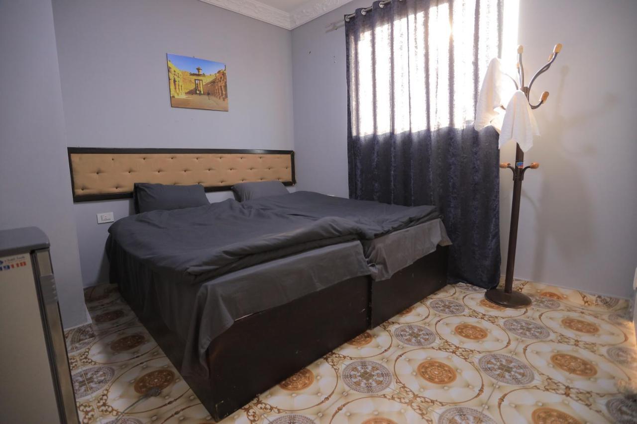 Magic Golden Pyramids View Hotel Kafrat al Jabal Exterior photo