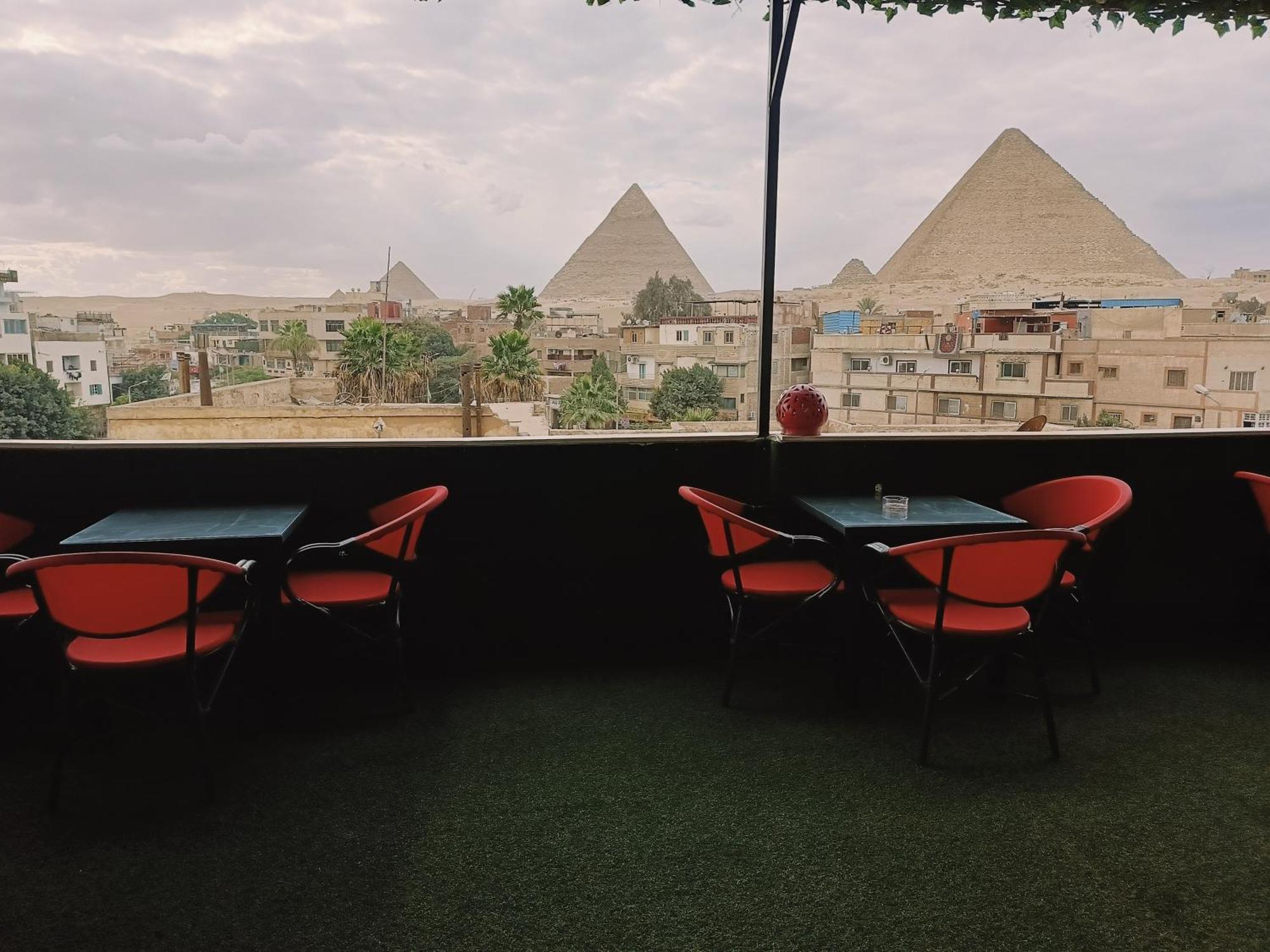 Magic Golden Pyramids View Hotel Kafrat al Jabal Exterior photo