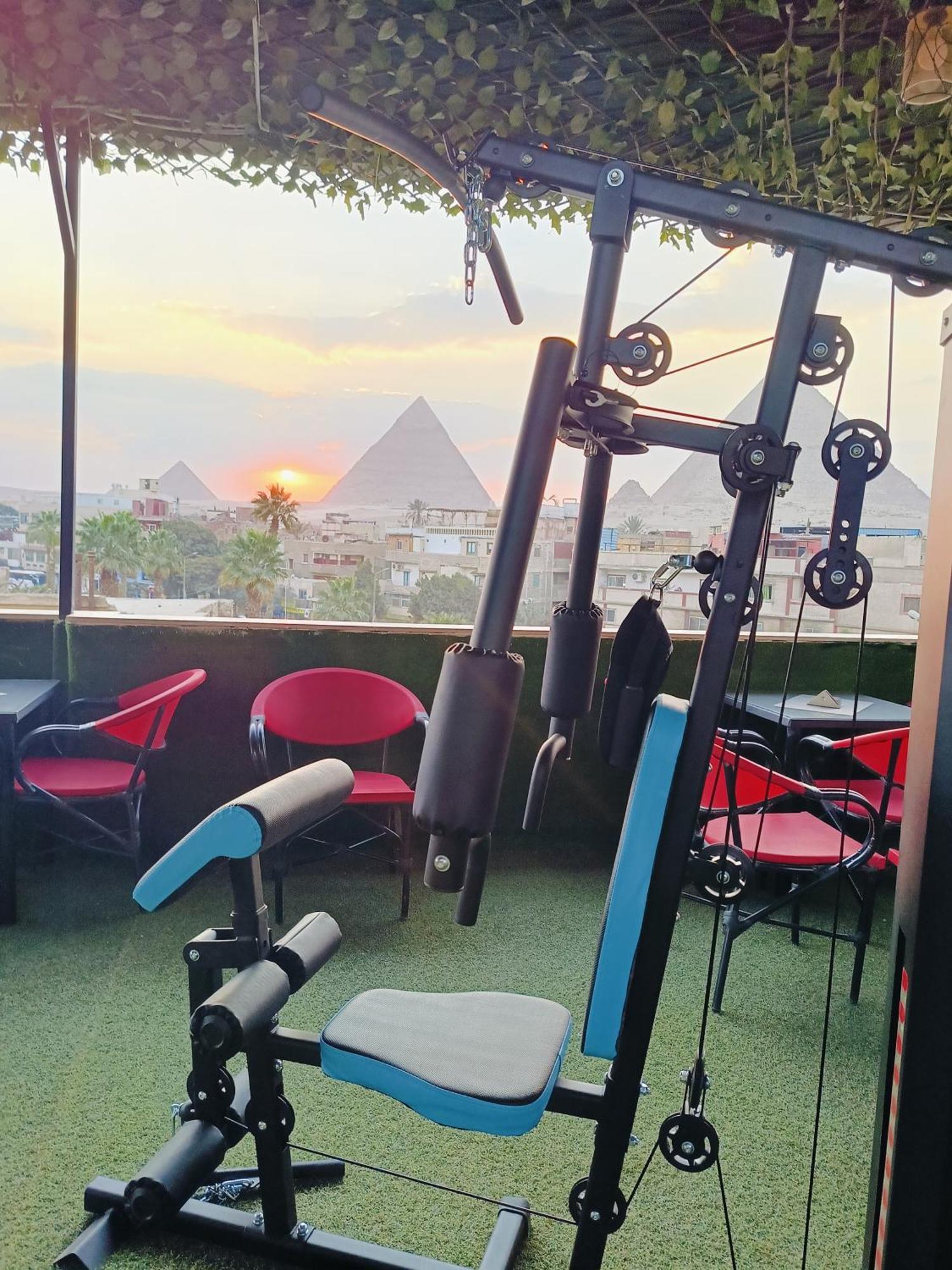 Magic Golden Pyramids View Hotel Kafrat al Jabal Exterior photo
